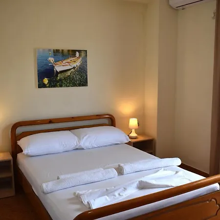 Peti * Sarandë